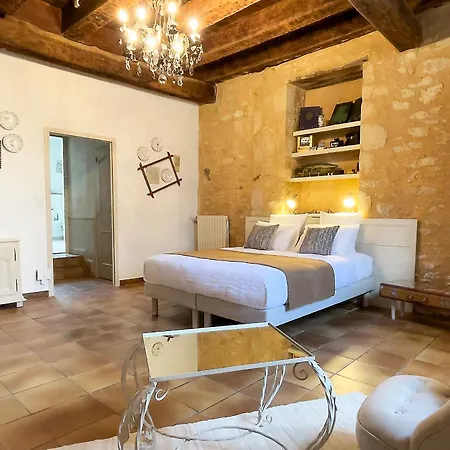 D'hotes De L'ancienne Gendarmerie De Bed & Breakfast
