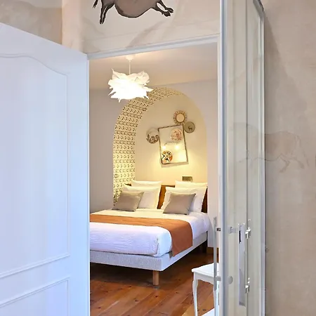 D'hotes De L'ancienne Gendarmerie De Bed & Breakfast Cadouin