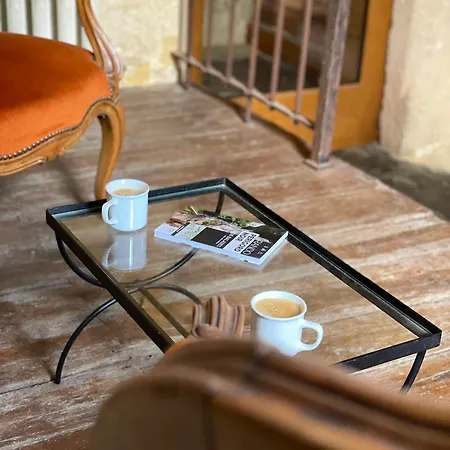 Bed & Breakfast D'hotes De L'ancienne Gendarmerie De Cadouin