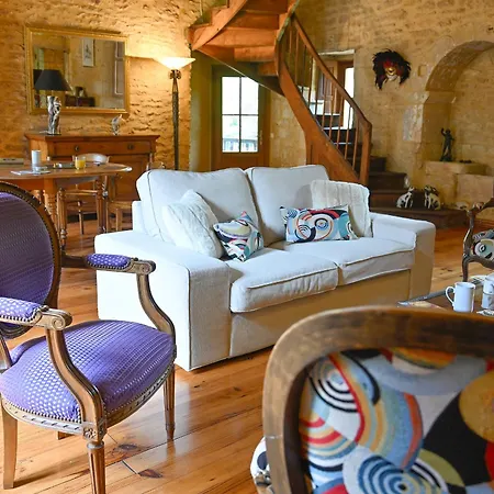 D'hotes De L'ancienne Gendarmerie De Bed & Breakfast 3*